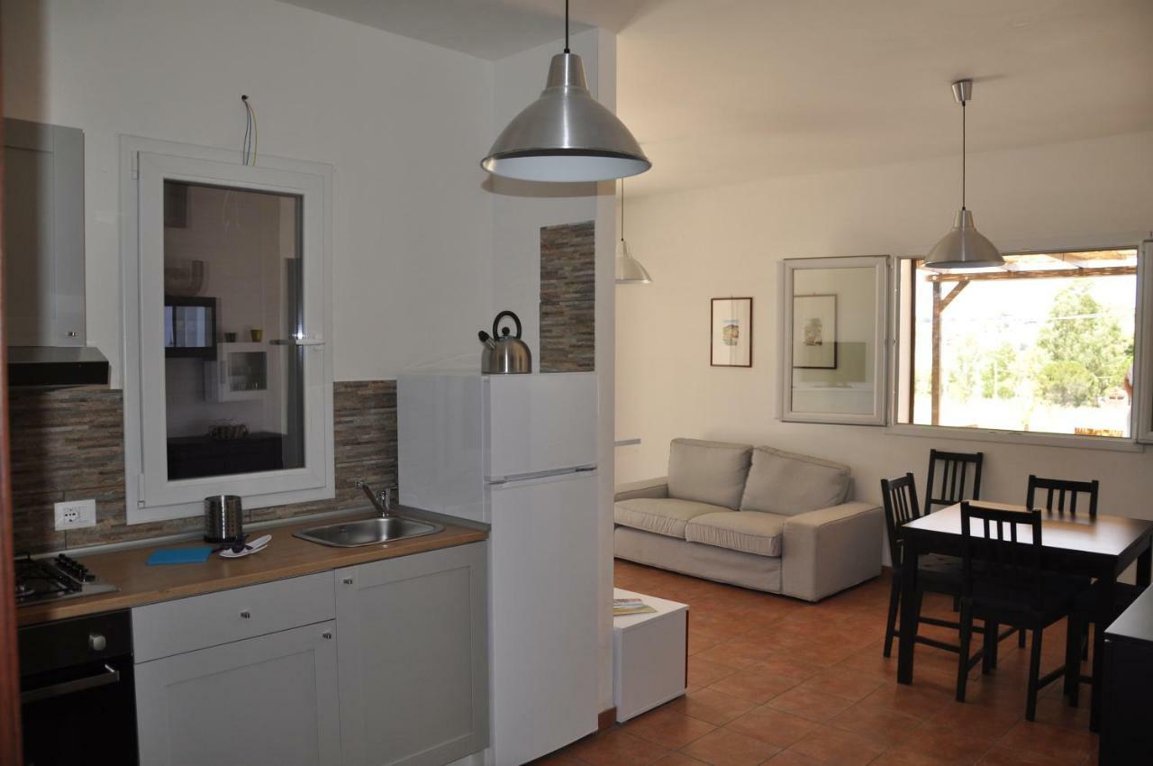 Case Barrera Porto Palo Exterior foto